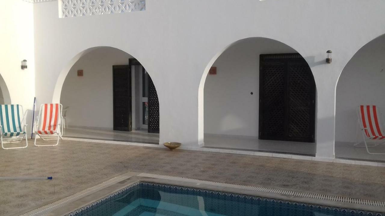 Dar Mamina Acomodação com café da manhã Sidi ash Shammakh Exterior foto